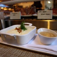 Mashed Potatoes with Duck Confit Gravy