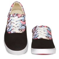 Bucketfeet